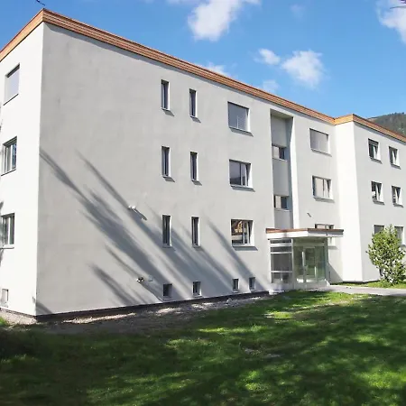 Haus Raja *